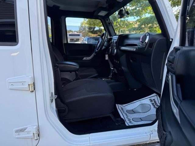 70361106 :رقم المزاد ، 1C4BJWEG5EL105525 vin ، 2014 Jeep Wrangler Unlimited مزاد بيع