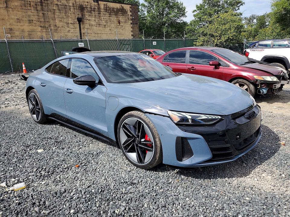 Продаж на аукціоні авто 2022 Audi Rs E-tron Gt, vin: WAUAHBFW1N7903287, номер лоту: 67990536