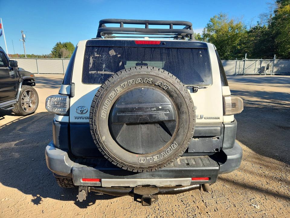 69877696 :رقم المزاد ، JTEBU4BF7BK100315 vin ، 2011 Toyota Fj Cruiser مزاد بيع