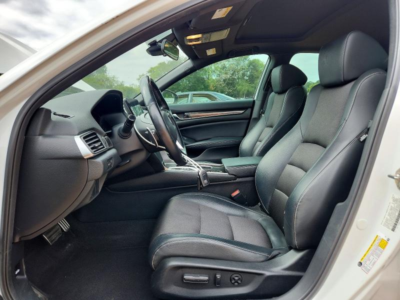 68690776 :رقم المزاد ، 1HGCV2F36JA025123 vin ، 2018 Honda Accord مزاد بيع