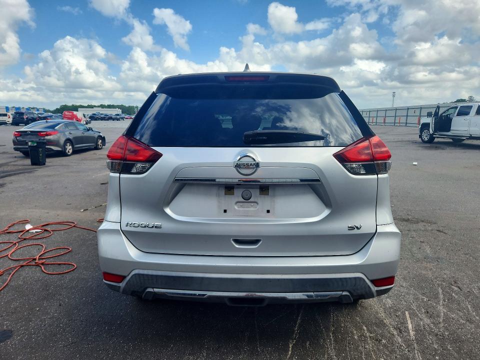 2018 Nissan Rogue მანქანა იყიდება აუქციონზე, vin: KNMAT2MT2JP592523, აუქციონის ნომერი: 68916106