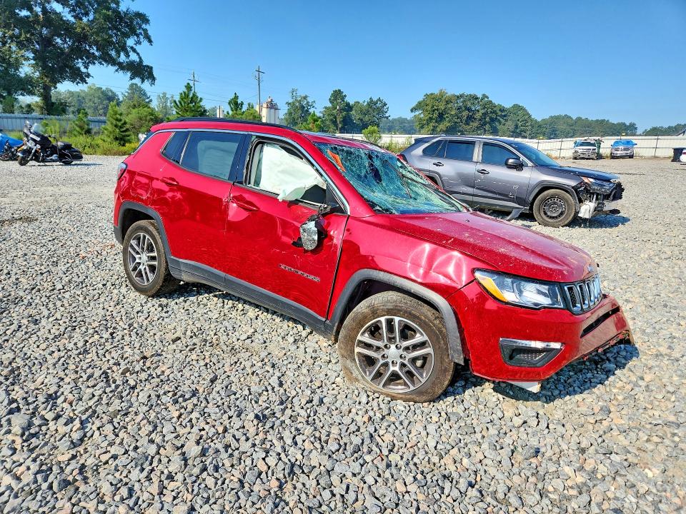 67395986 :رقم المزاد ، 3C4NJCBB0KT706572 vin ، 2019 Jeep Compass مزاد بيع