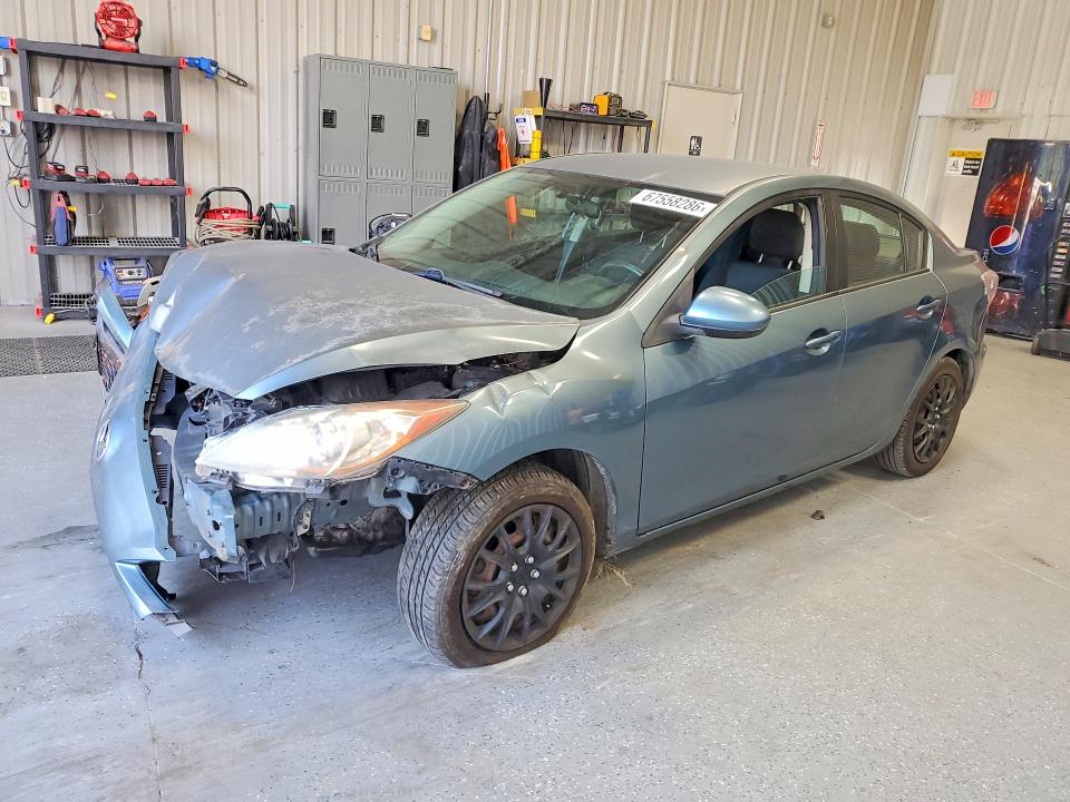 2011 Mazda 3 მანქანა იყიდება აუქციონზე, vin: JM1BL1UF7B1375272, აუქციონის ნომერი: 67558286