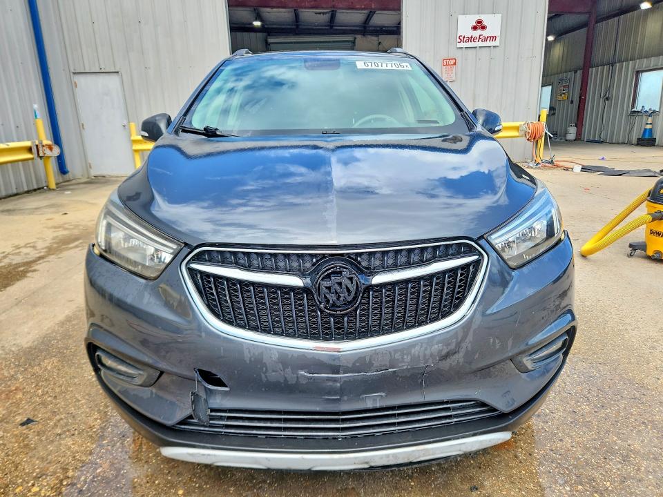 67077706 :رقم المزاد ، KL4CJCSB3JB668028 vin ، 2018 Buick Encore مزاد بيع