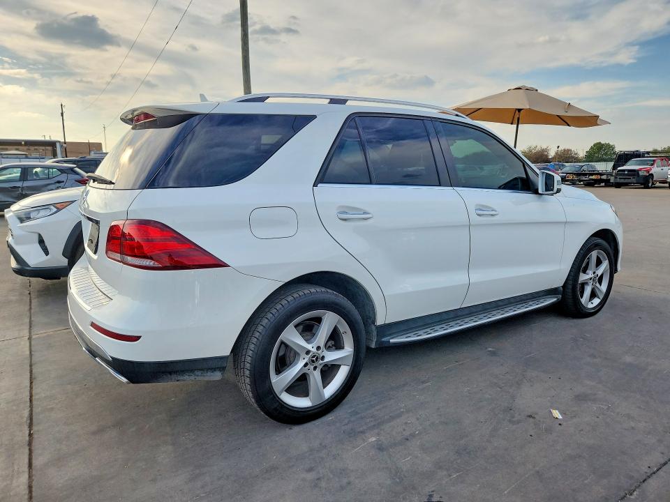 Продажа на аукционе авто 2018 Mercedes-benz Gle, vin: 4JGDA5JB0JB084351, номер лота: 70421336
