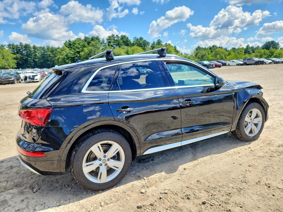 67661136 :رقم المزاد ، WA1CNBFY3K2130461 vin ، 2019 Audi Q5 مزاد بيع