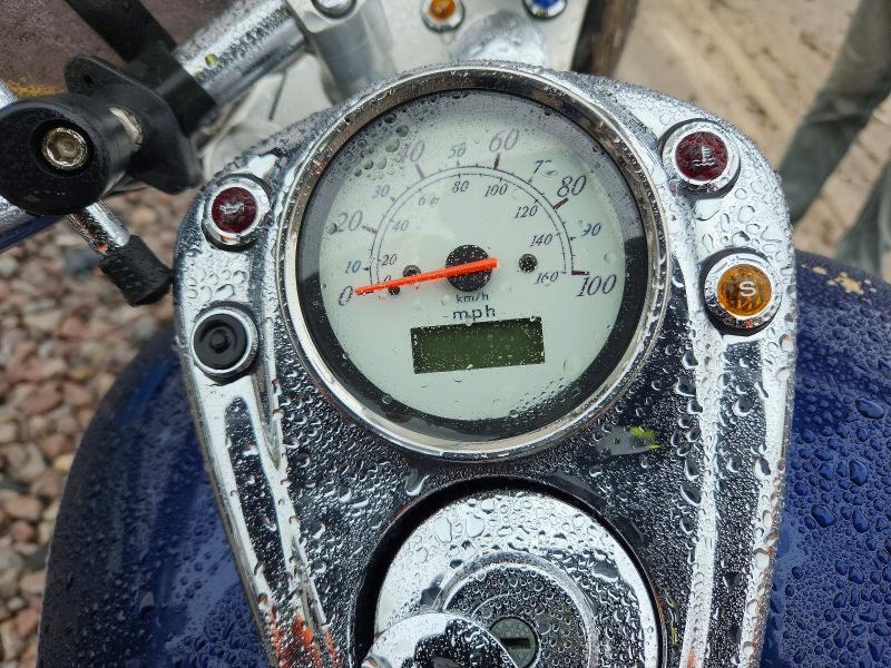 70338176 :رقم المزاد ، JH2RC44671M453585 vin ، 2001 Honda Vt750 مزاد بيع