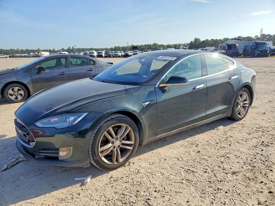 Auction sale of the 2013 Tesla Model S, vin: 5YJSA1CNXDFP09108, lot number: 68391976