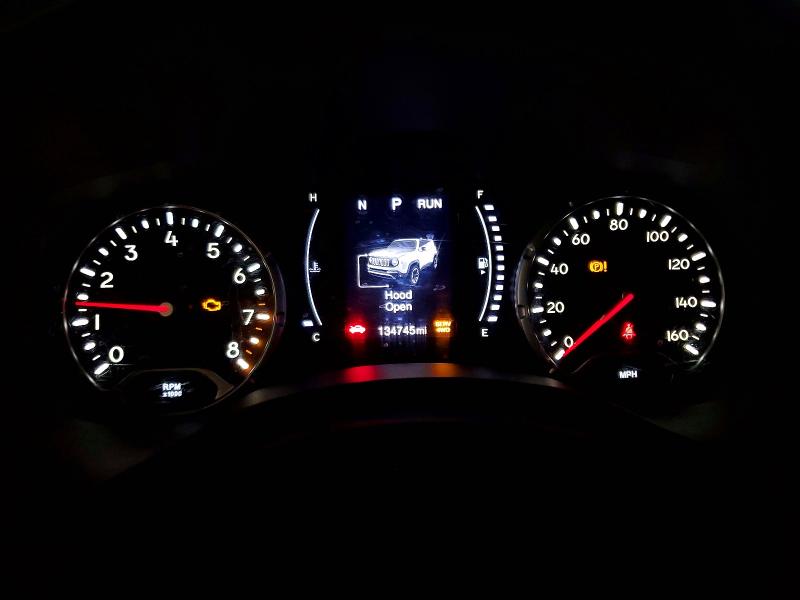 68808216 :رقم المزاد ، ZACCJBAB2JPH35371 vin ، 2018 Jeep Renegade مزاد بيع
