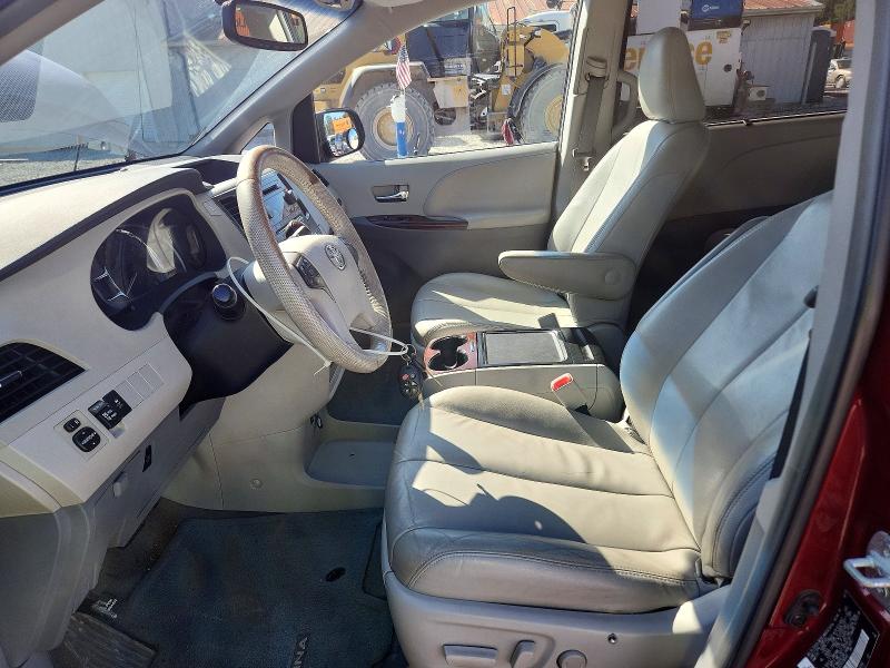 2013 Toyota Sienna მანქანა იყიდება აუქციონზე, vin: 5TDYK3DC4DS380448, აუქციონის ნომერი: 70771846