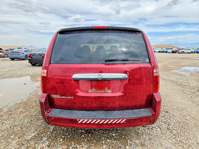 67138736 :رقم المزاد ، 2D4RN5D15AR352767 vin ، 2010 Dodge Grand Caravan مزاد بيع