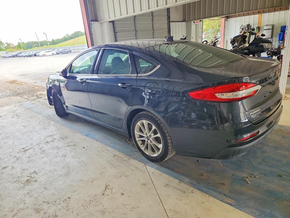Продажа на аукционе авто 2020 Ford Fusion, vin: 3FA6P0HD8LR186586, номер лота: 67895826