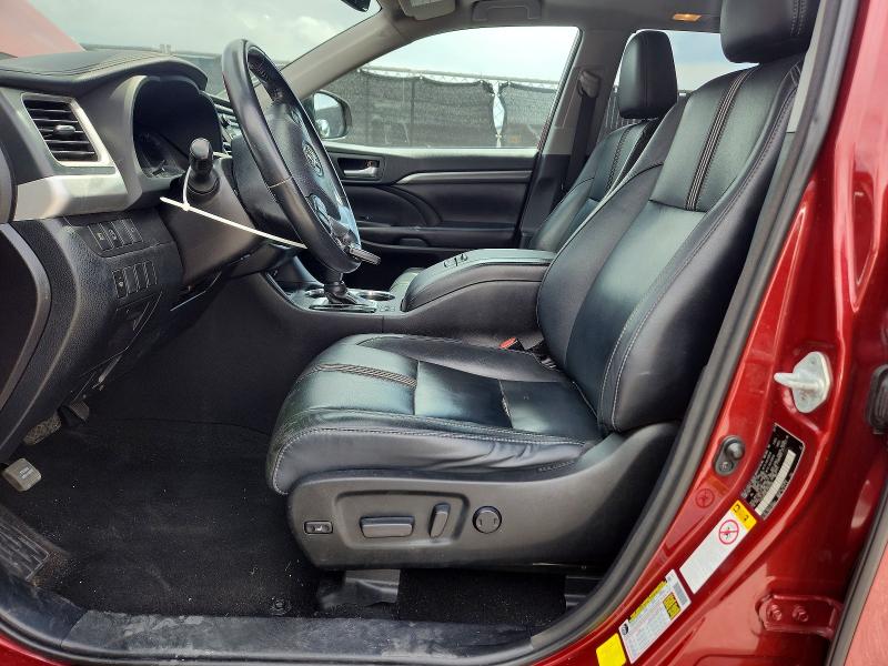 Продажа на аукционе авто 2018 Toyota Highlander, vin: 5TDJZRFH0JS540765, номер лота: 69567906