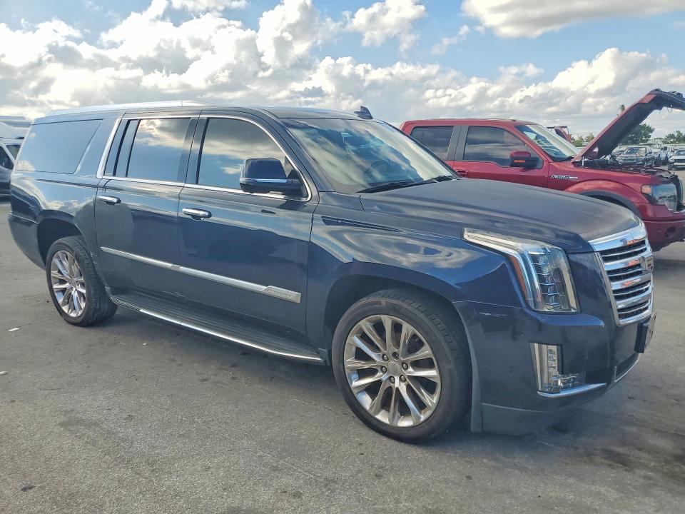Продажа на аукционе авто 2020 Cadillac Escalade, vin: 1GYS4HKJ1LR193643, номер лота: 70641976