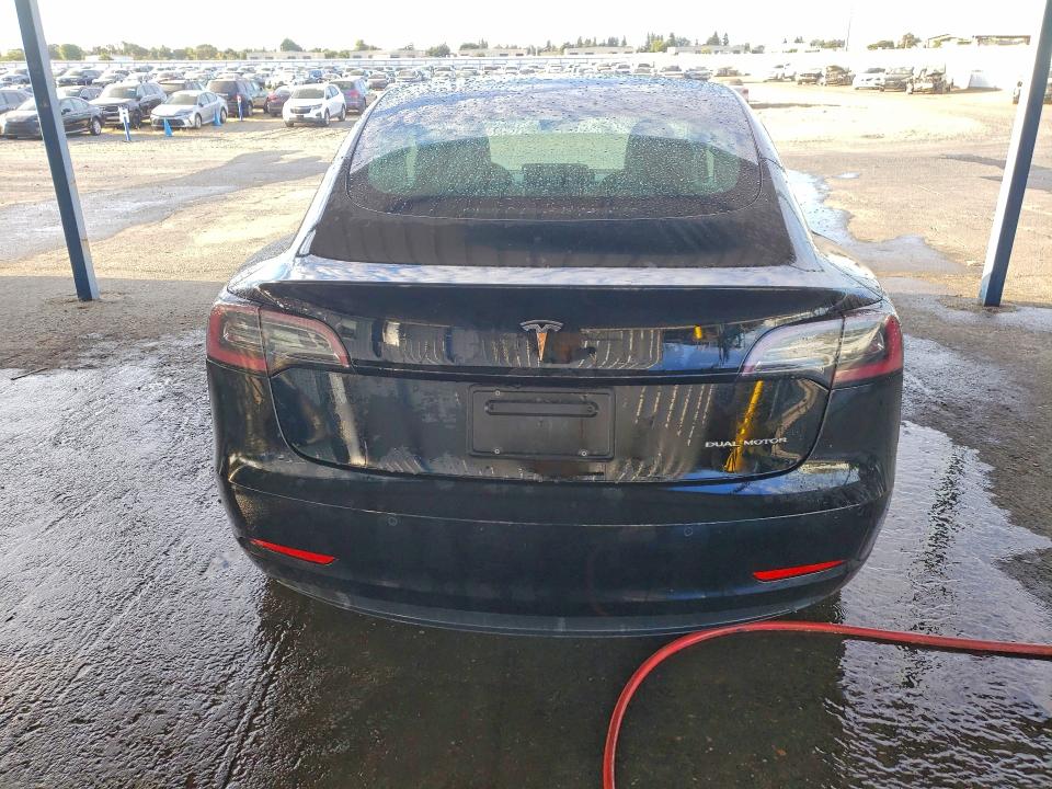 68588696 :رقم المزاد ، 5YJ3E1EB7NF259981 vin ، 2022 Tesla Model 3 مزاد بيع
