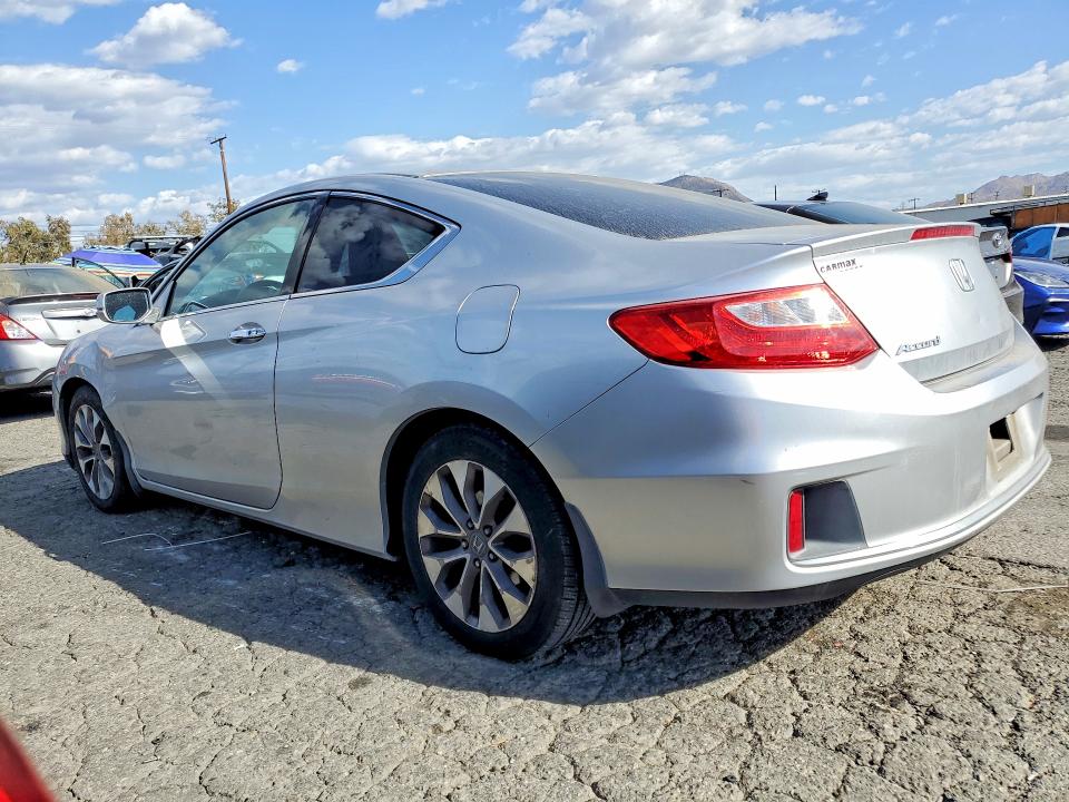 71029886 :رقم المزاد ، 1HGCT1B73EA012070 vin ، 2014 Honda Accord مزاد بيع