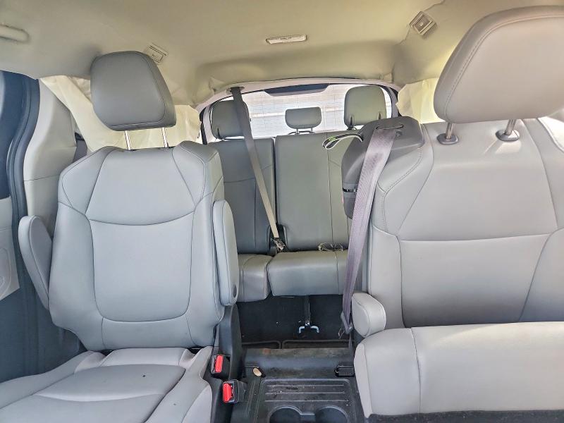 70352266 :رقم المزاد ، 5TDJRKEC7PS150011 vin ، 2023 Toyota Sienna مزاد بيع