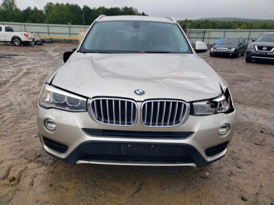 70008006 :رقم المزاد ، 5UXWX9C5XF0D52546 vin ، 2015 Bmw X3 مزاد بيع