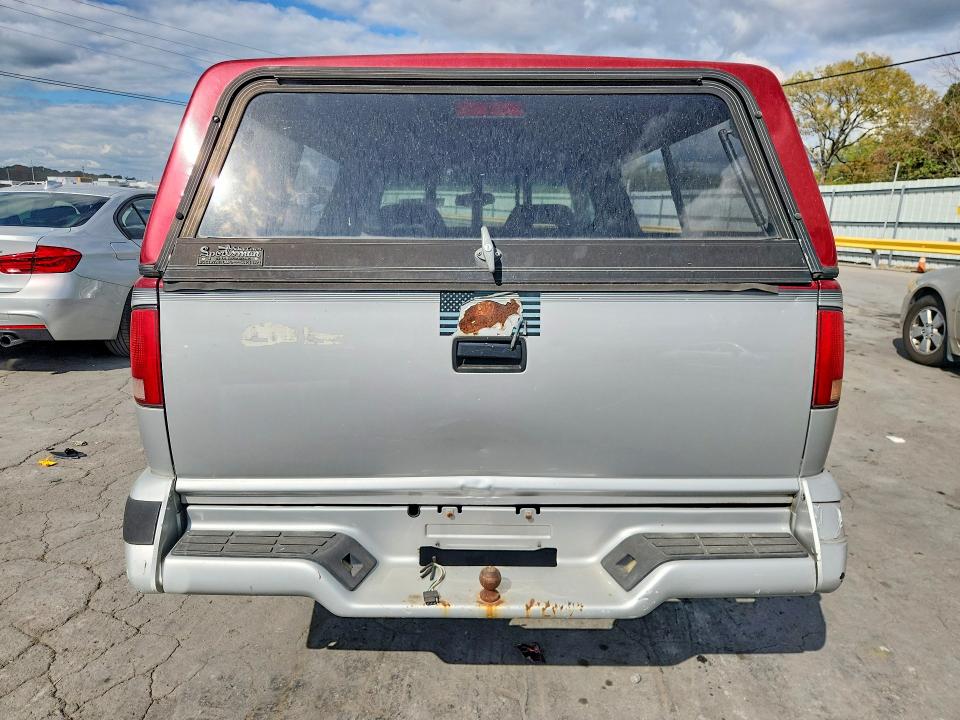 70433096 :رقم المزاد ، 1GCCS14Z2R8108236 vin ، 1994 Chevrolet S Truck مزاد بيع