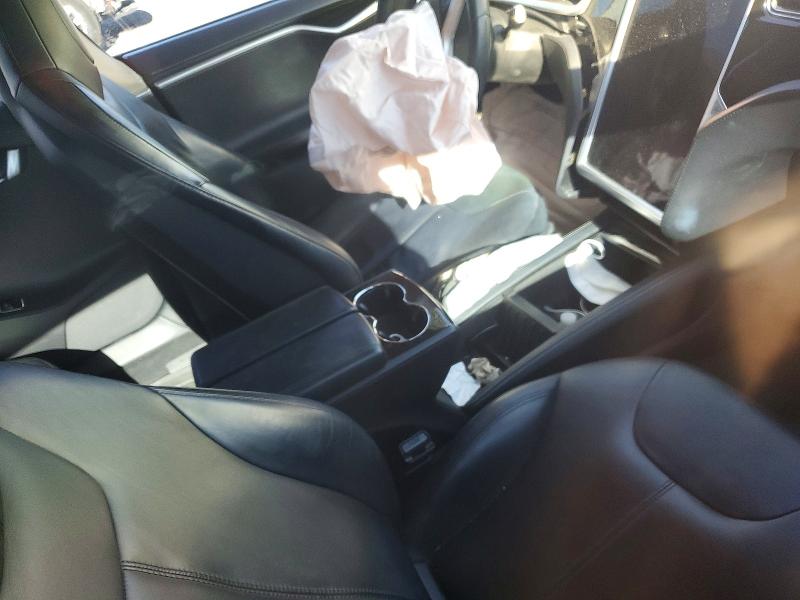 68099296 :رقم المزاد ، 5YJSA1CN3DFP04123 vin ، 2013 Tesla Model S مزاد بيع