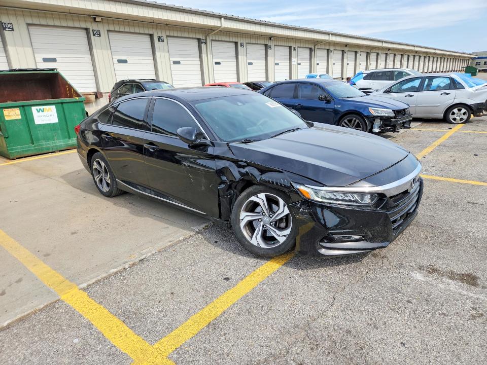 2018 Honda Accord მანქანა იყიდება აუქციონზე, vin: 1HGCV1F4XJA034491, აუქციონის ნომერი: 69595946