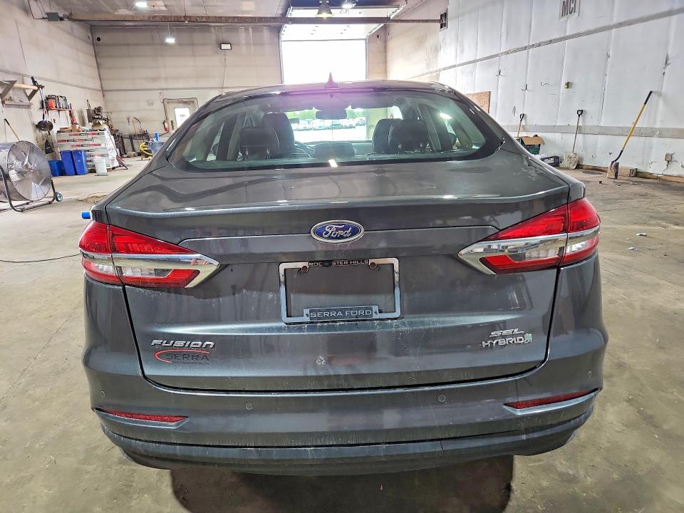 2019 Ford Fusion მანქანა იყიდება აუქციონზე, vin: 3FA6P0MU4KR236338, აუქციონის ნომერი: 69587056