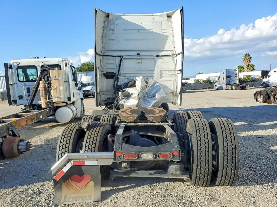 2024 Volvo Vn მანქანა იყიდება აუქციონზე, vin: 4V4NC9EJXRN624587, აუქციონის ნომერი: 70675586