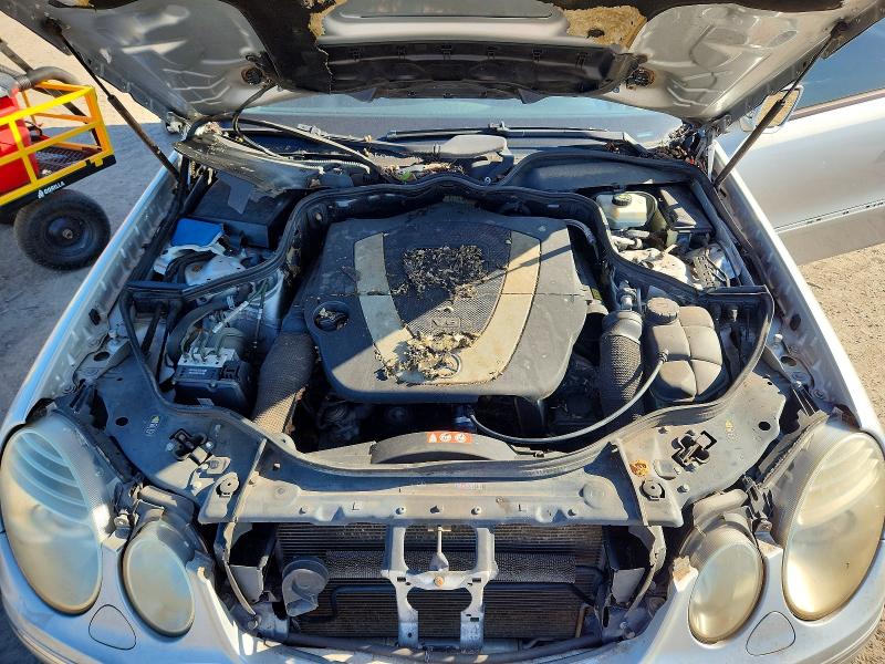 2007 Mercedes-benz E მანქანა იყიდება აუქციონზე, vin: WDBUF56XX7B153855, აუქციონის ნომერი: 68325146