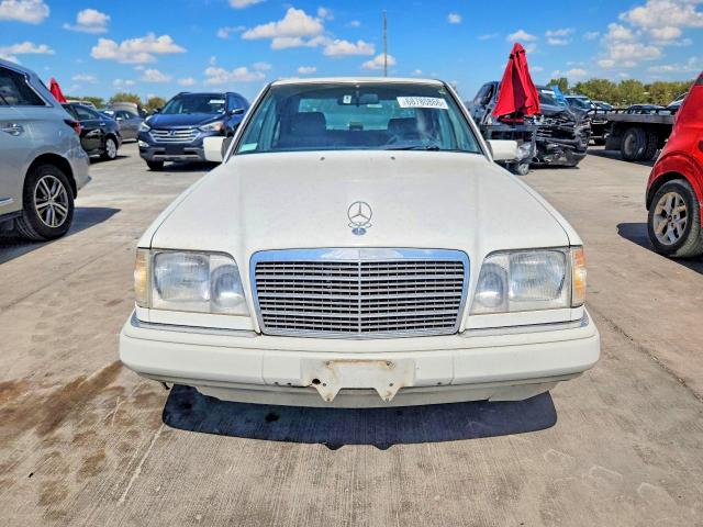Aukcja sprzedaży 1995 Mercedes-benz E, vin: WDBEB31E0SC218841, numer aukcji: 68780866