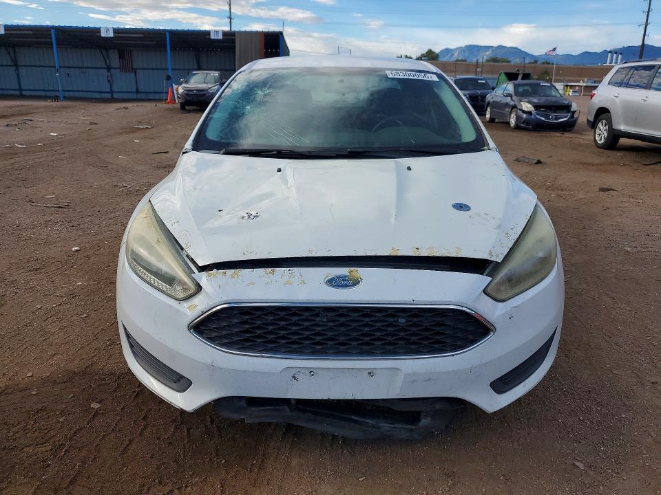 68300056 :رقم المزاد ، 1FADP3F27HL257650 vin ، 2017 Ford Focus مزاد بيع
