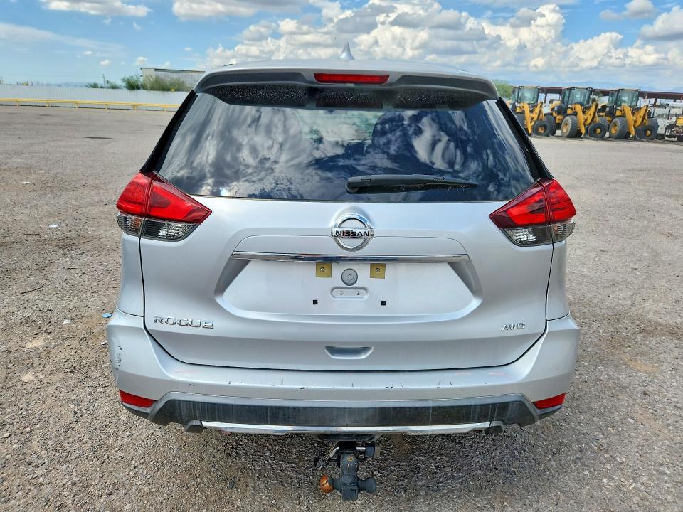2017 Nissan Rogue მანქანა იყიდება აუქციონზე, vin: KNMAT2MV5HP578448, აუქციონის ნომერი: 67870966