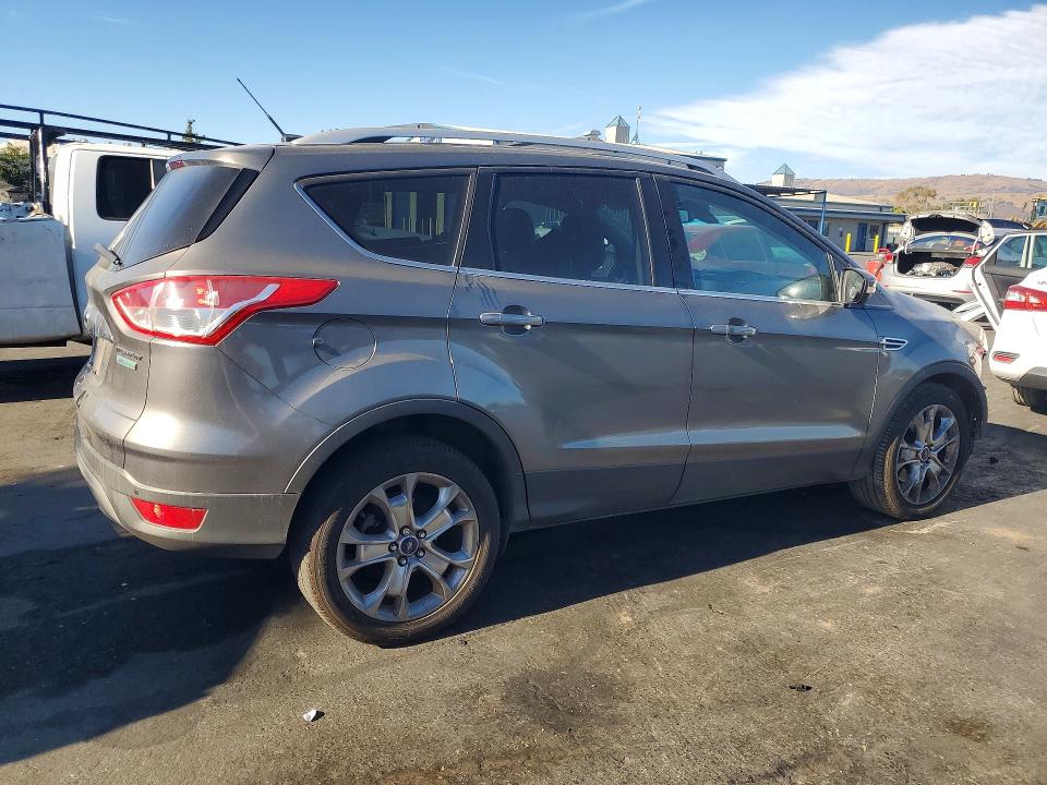 2014 Ford Escape მანქანა იყიდება აუქციონზე, vin: 1FMCU0J98EUA85079, აუქციონის ნომერი: 69923316