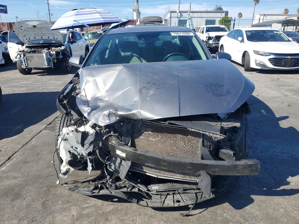 70672096 :رقم المزاد ، 5NPD84LF1LH505411 vin ، 2020 Hyundai Elantra مزاد بيع