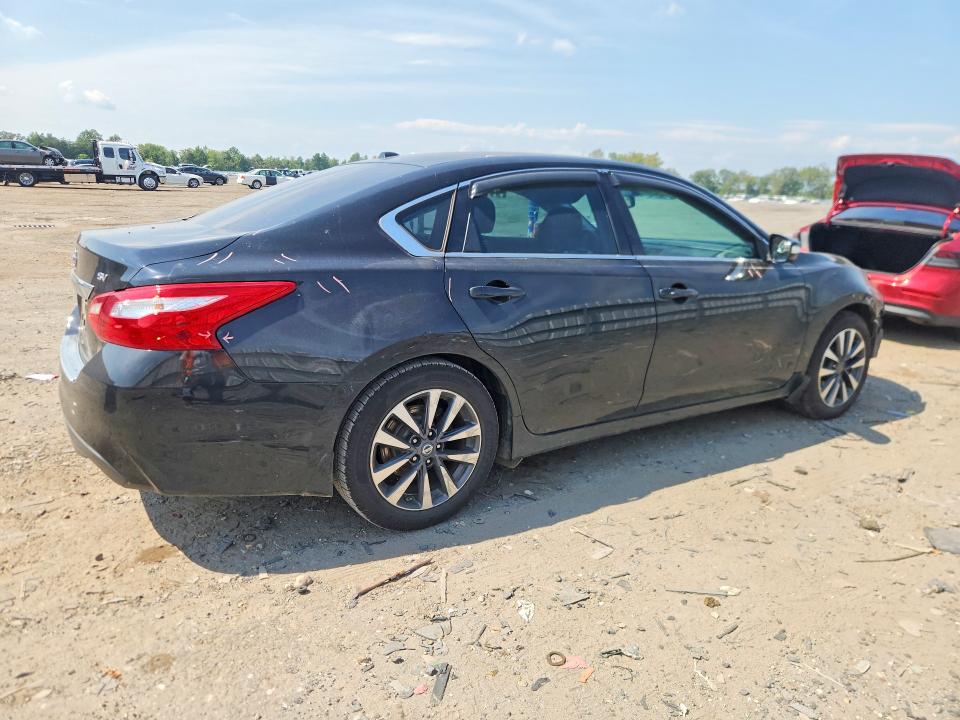 2017 Nissan Altima მანქანა იყიდება აუქციონზე, vin: 1N4AL3AP1HC115683, აუქციონის ნომერი: 66594126