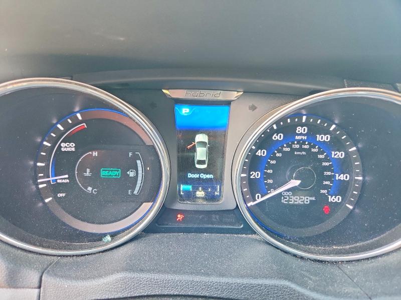 Продаж на аукціоні авто 2015 Hyundai Sonata Hybrid, vin: KMHEC4A43FA129273, номер лоту: 67643616