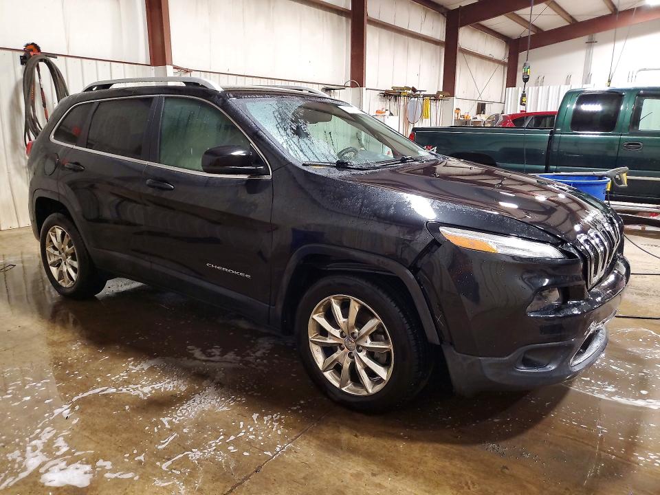 70142156 :رقم المزاد ، 1C4PJMDS0GW332302 vin ، 2016 Jeep Cherokee مزاد بيع