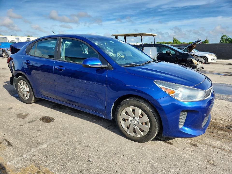 Продажа на аукционе авто 2018 Kia Rio, vin: 3KPA24AB4JE136579, номер лота: 67781326