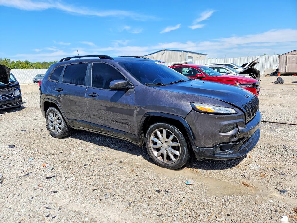 2018 Jeep Cherokee მანქანა იყიდება აუქციონზე, vin: 1C4PJLCB4JD587985, აუქციონის ნომერი: 68594326