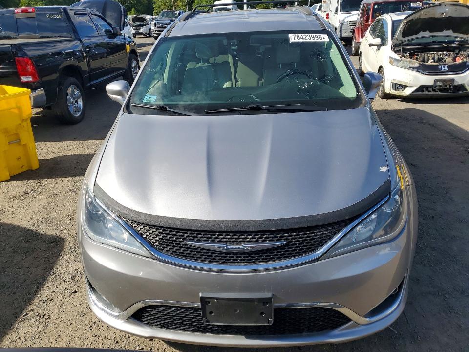 2017 Chrysler Pacifica მანქანა იყიდება აუქციონზე, vin: 2C4RC1EG6HR622324, აუქციონის ნომერი: 70423996