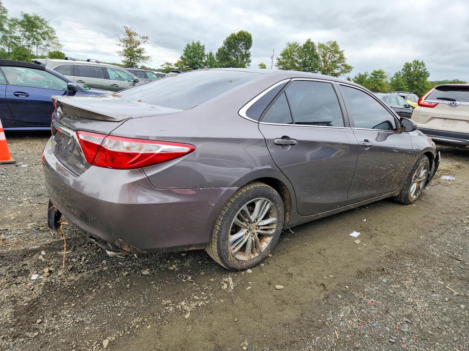2015 Toyota Camry მანქანა იყიდება აუქციონზე, vin: 4T1BF1FKXFU896553, აუქციონის ნომერი: 71110926