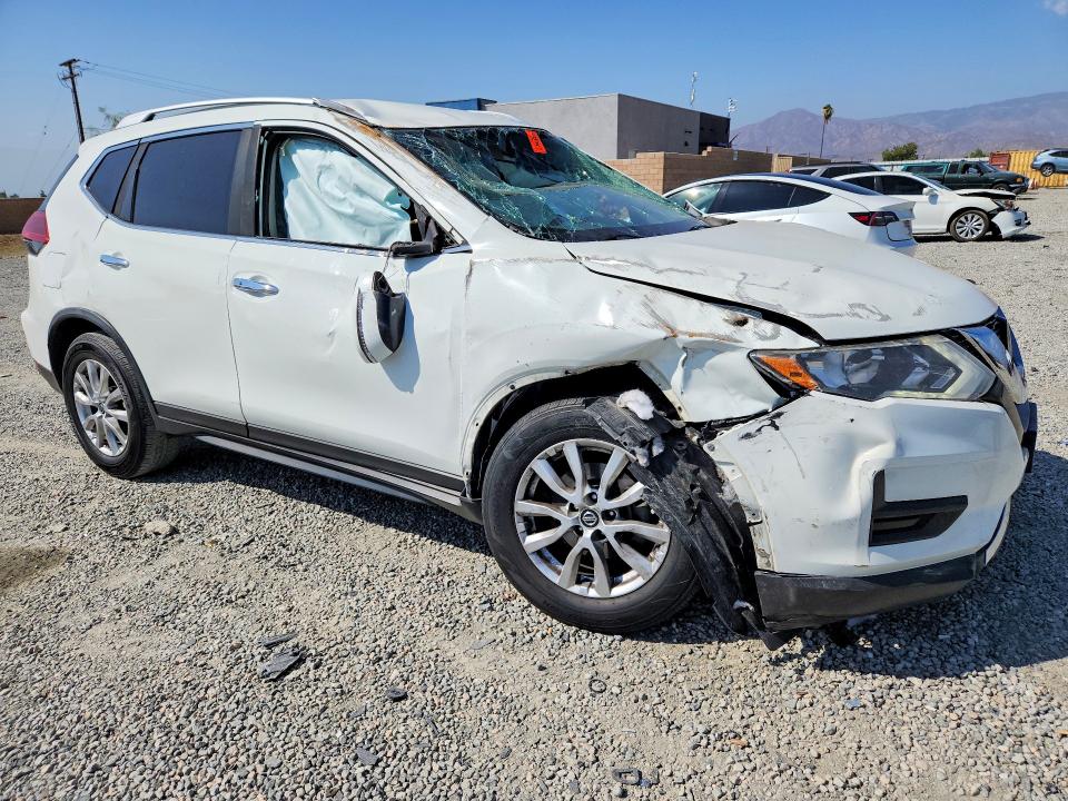 70140356 :رقم المزاد ، KNMAT2MT3JP538373 vin ، 2018 Nissan Rogue مزاد بيع