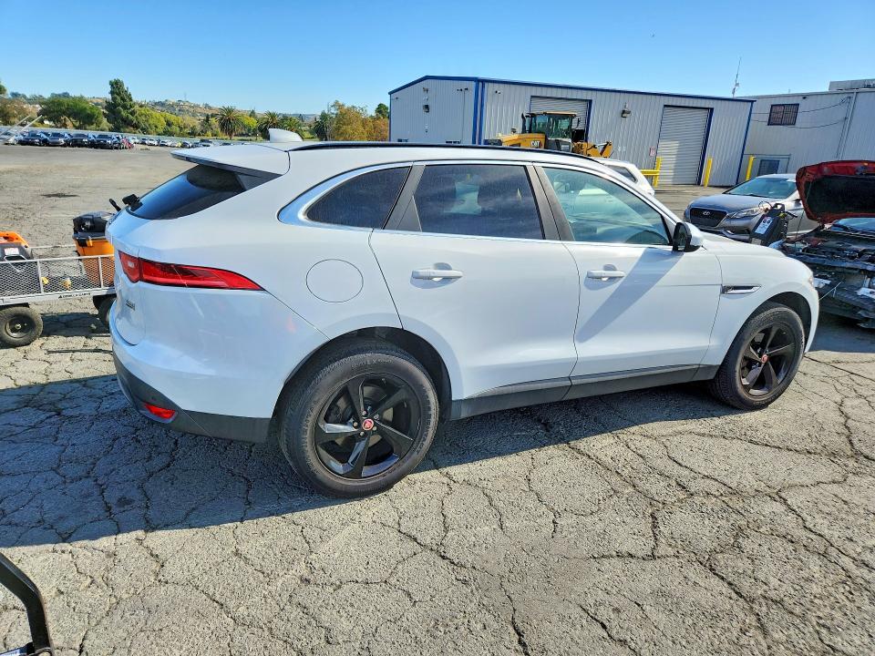 Продаж на аукціоні авто 2018 Jaguar F-pace, vin: SADCK2FN5JA243289, номер лоту: 68801196
