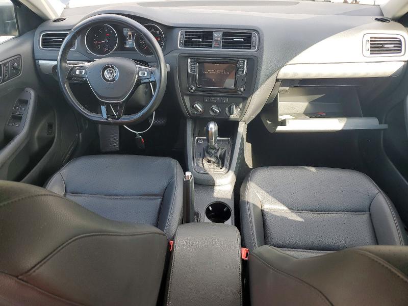 69179856 :رقم المزاد ، 3VWDB7AJ8HM298475 vin ، 2017 Volkswagen Jetta مزاد بيع