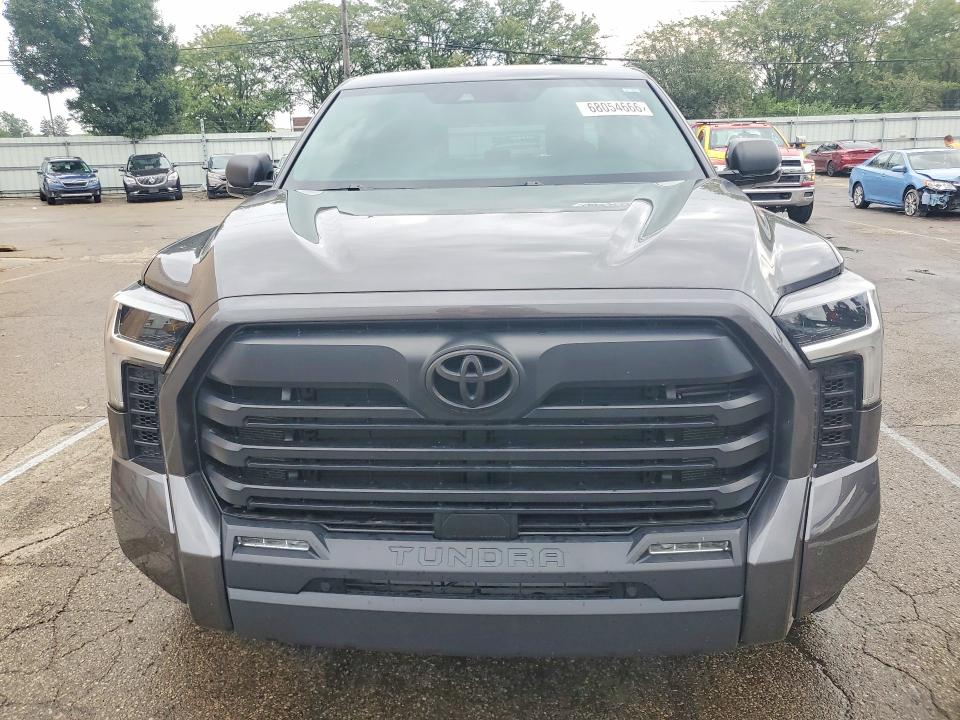 2025 Toyota Tundra მანქანა იყიდება აუქციონზე, vin: 5TFLA5DB5SX240433, აუქციონის ნომერი: 68054666