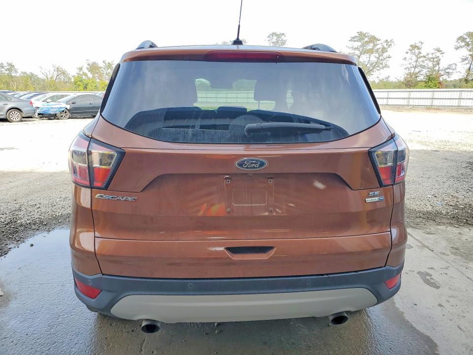 70992186 :رقم المزاد ، 1FMCU9G91HUB98307 vin ، 2017 Ford Escape مزاد بيع