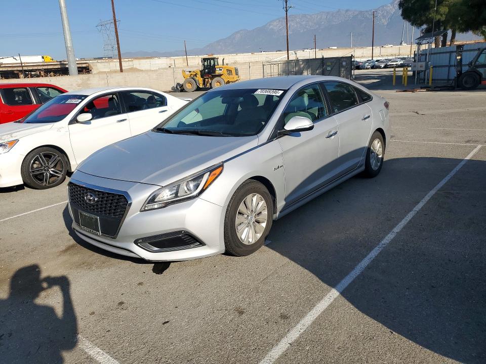 Aukcja sprzedaży 2016 Hyundai Sonata Hybrid, vin: KMHE24L15GA030011, numer aukcji: 70369396