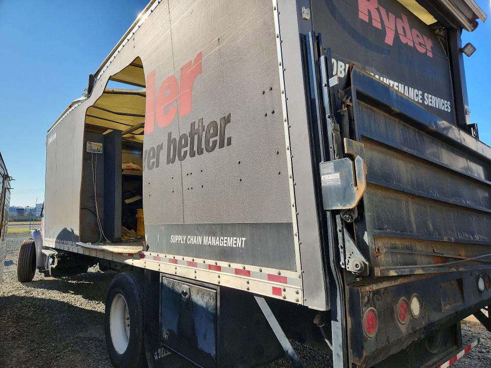 Продажа на аукционе авто 2018 Freightliner M2, vin: 3ALACWFC4JDJX3436, номер лота: 67459526