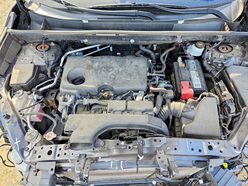 69682926 :رقم المزاد ، 2T3P1RFV8KC026106 vin ، 2019 Toyota Rav4 مزاد بيع