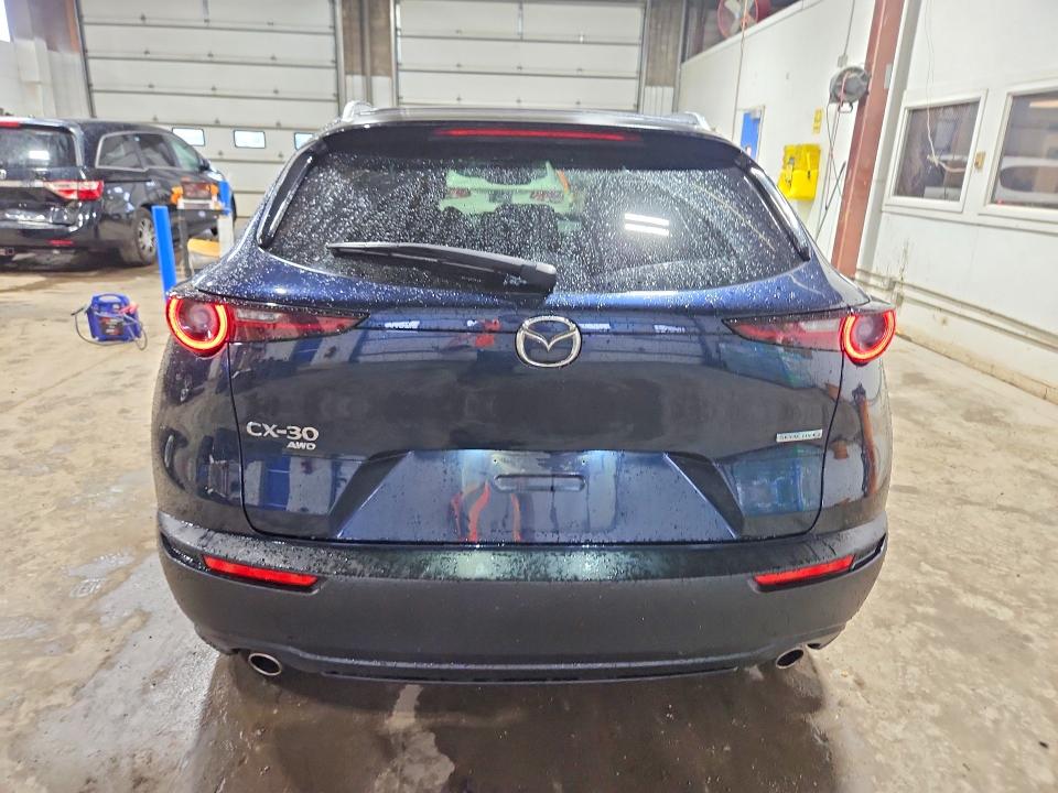 69569306 :رقم المزاد ، 3MVDMBCM9PM502771 vin ، 2023 Mazda Cx-30 مزاد بيع