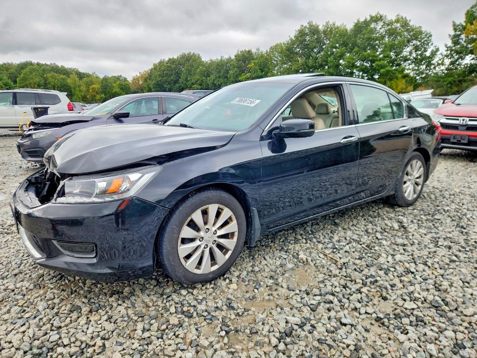 2013 Honda Accord მანქანა იყიდება აუქციონზე, vin: 1HGCR3F85DA028394, აუქციონის ნომერი: 70696156